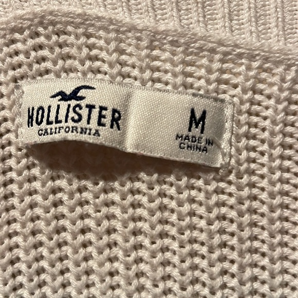 Hollister women’s sweater - Picture 2 of 6